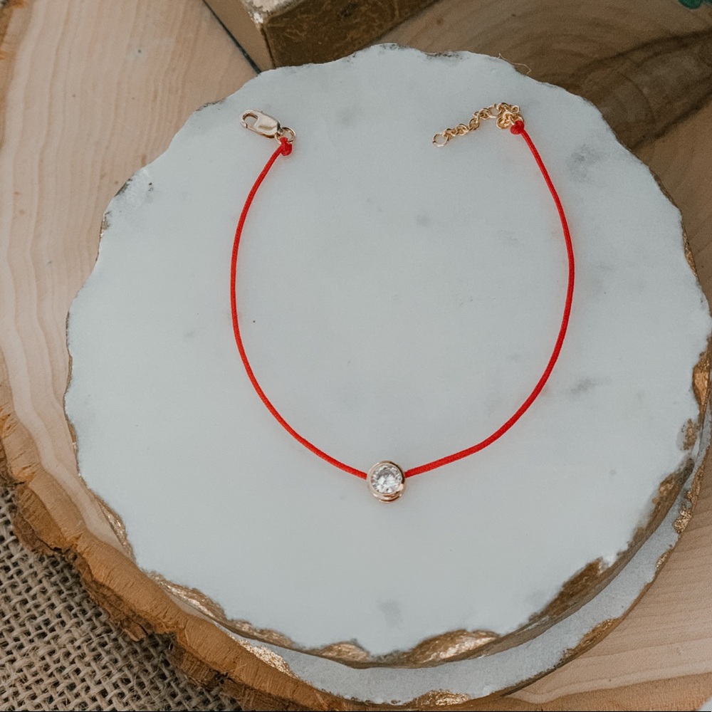 Handmade 4MM RED STRING BRACELET WITH CLASP